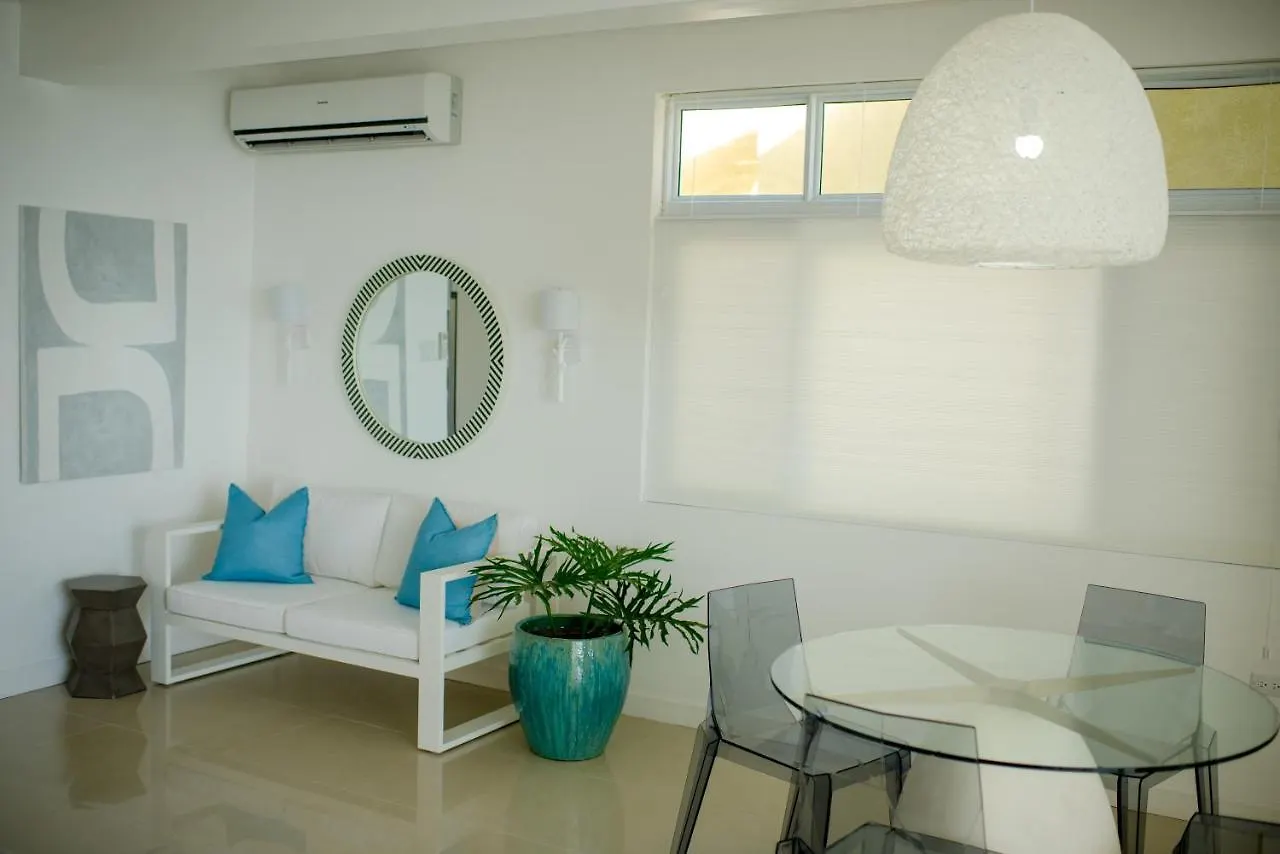 Whispering Seas Oceanfront Suite أوشو ريوس 0*,  جامايكا