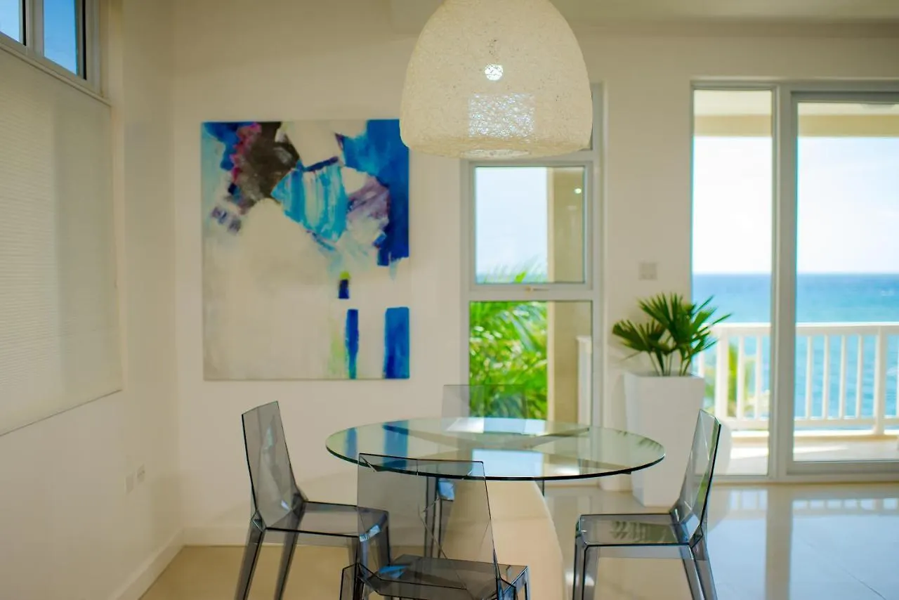 Whispering Seas Oceanfront Suite أوشو ريوس 0*,
